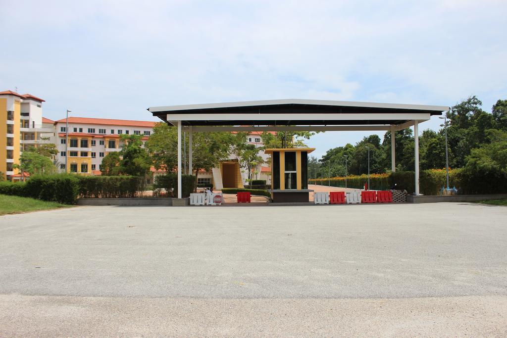 Aparthotel Tiara Seaview Desaru